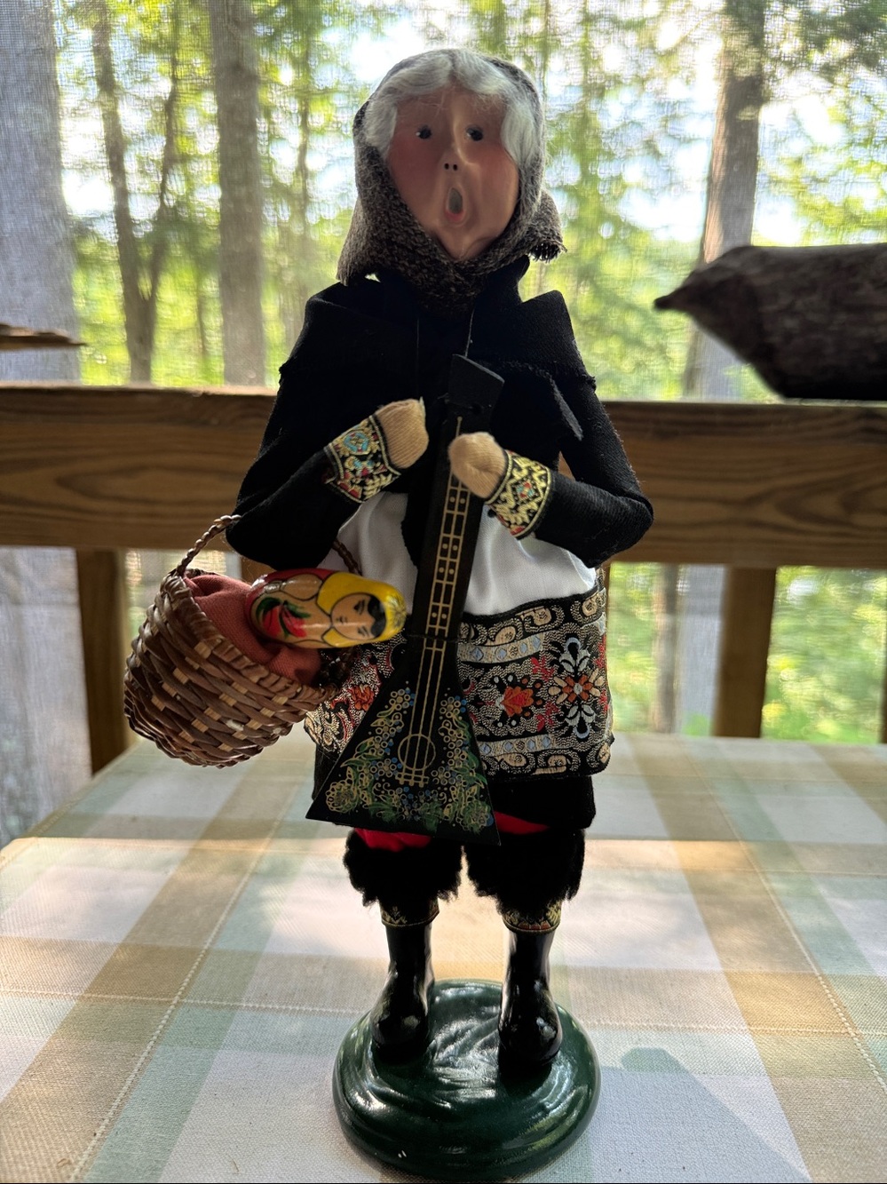 Vintage Byers' Choice 2002 Baboushka  Figure Old Woman